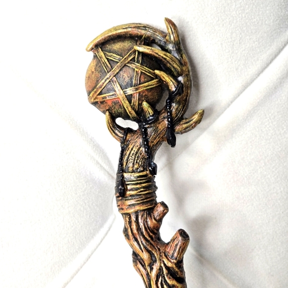 🆕️♡♡ A Gothic Universe Witch's Wand | Brown Hand Painted Acrylic 9½" - Picture 5 of 9